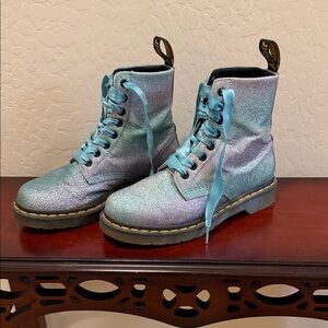 DR Marten 1460 Pascal Glitter  Combat Boots Turquoise/ Purple Women’s Sz 7 EU38